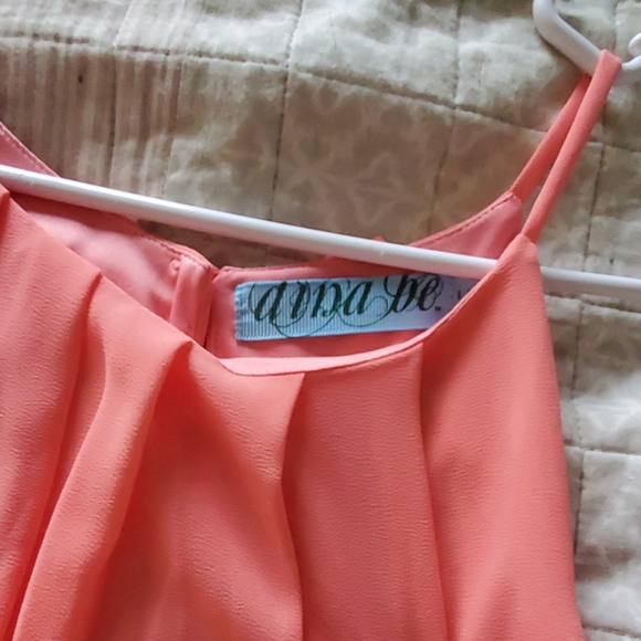 Dress - Picture 3 of 3